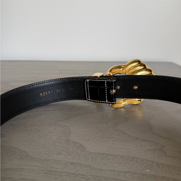 Vintage Escada Black Patent Croc Belt Gold Statement Buckle Size XS - Picture 7 of 7